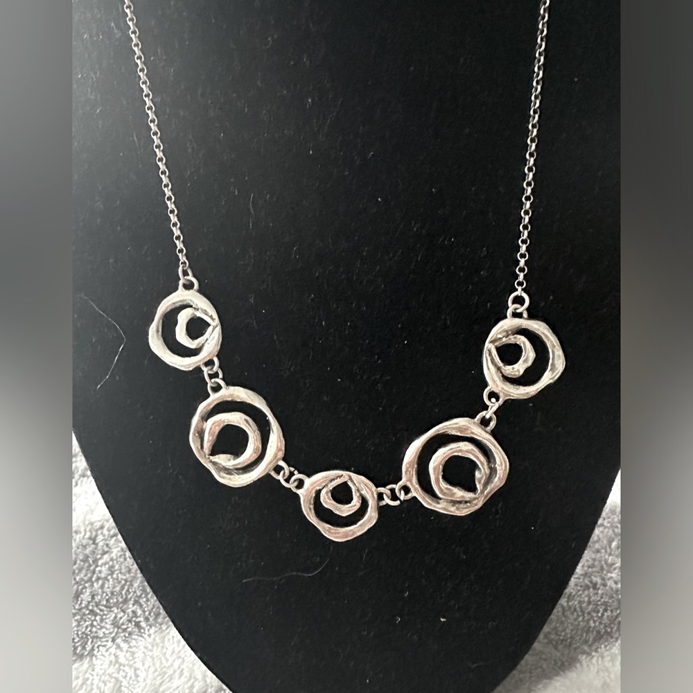 Reve Necklace